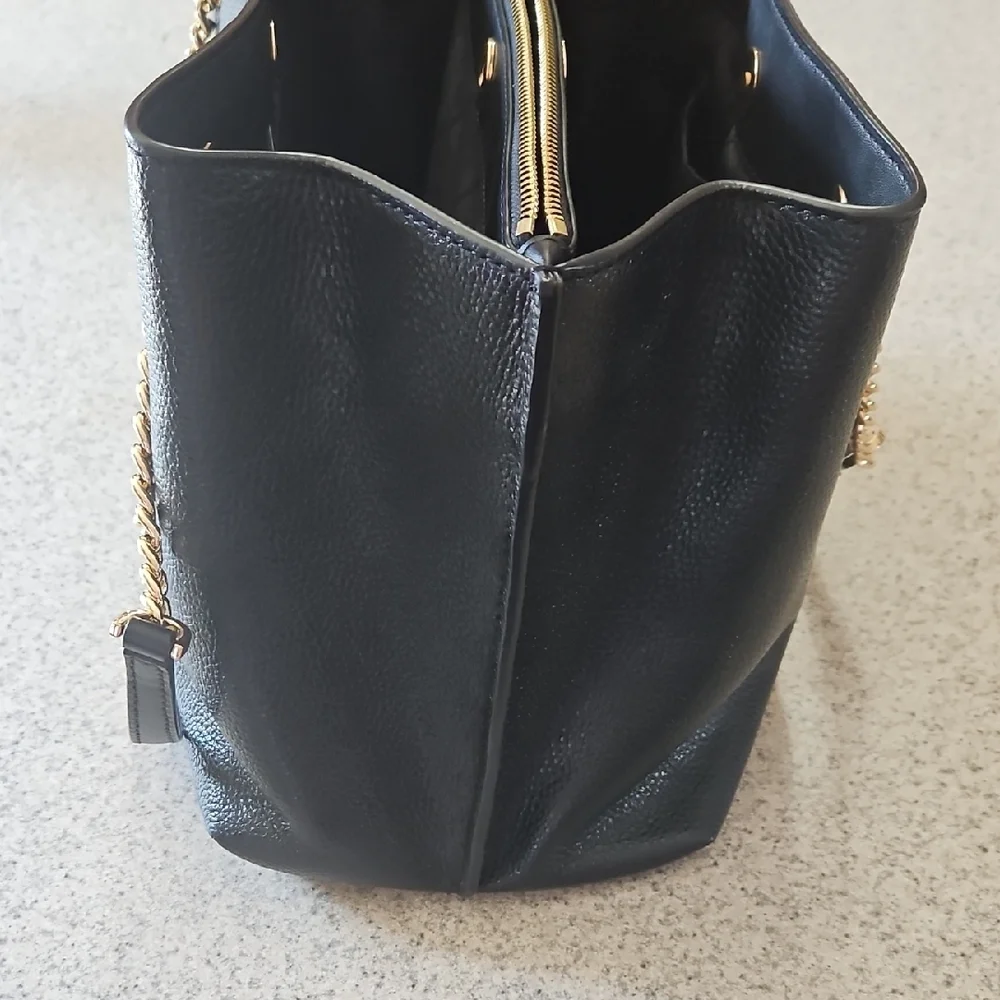 Michael Kors Black Shoulder Bag with Gold Accents - Picture 7 of 8